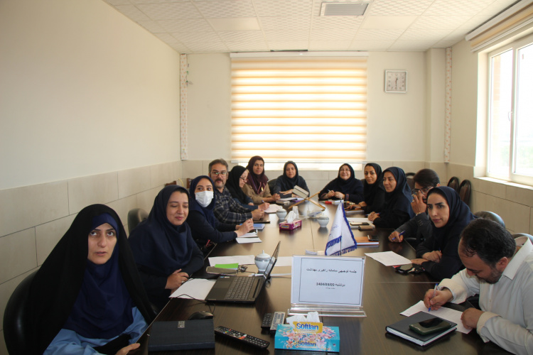 برگزاری جلسه توجیهی سامانه راهبری بهداشت با تأکید بر ثبت دقیق خوداظهاری فعالیت‌ها