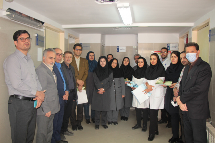 ۲۳ مهر، روز ملی مبارزه با سل؛ معاونت بهداشت استان از «مرکز تشخیص درمانی سل» تقدیر کرد